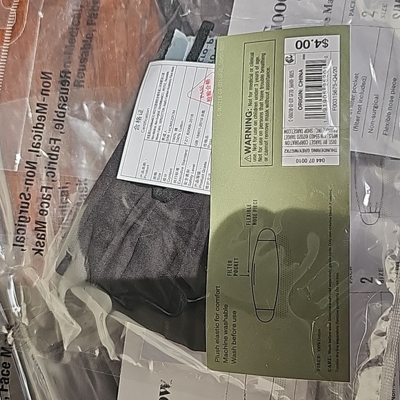 Goodfellow & Co Accessories New 3 Factory Sealed Adult Unisex Cloth